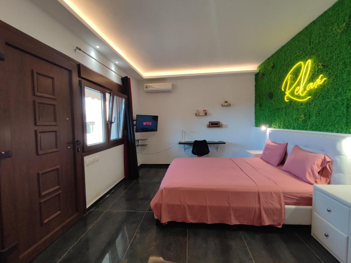 Theasis 4 Luxury Studio With Sea View 新马尔马拉斯 外观 照片